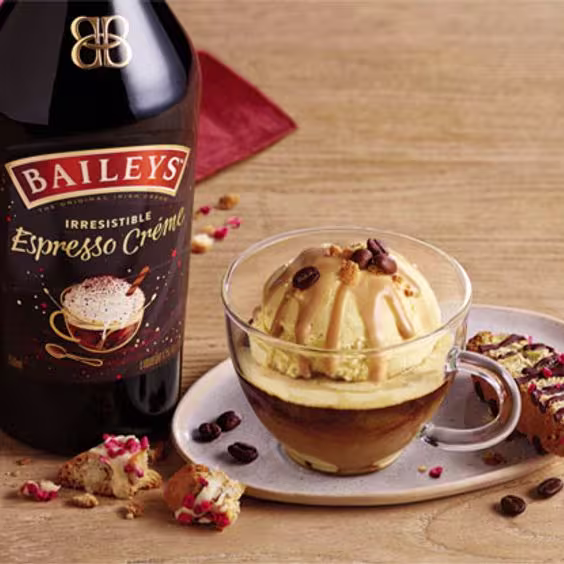 Baileys Espresso Créme Sobre Helado