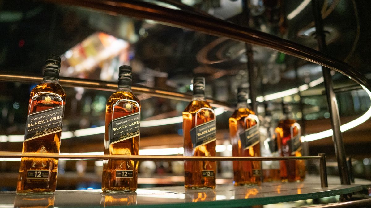 Beyond The Rocks: A Journey Through Whisky Experiments With Johnnie Walker Black Label In Bengaluru_Alt Text
