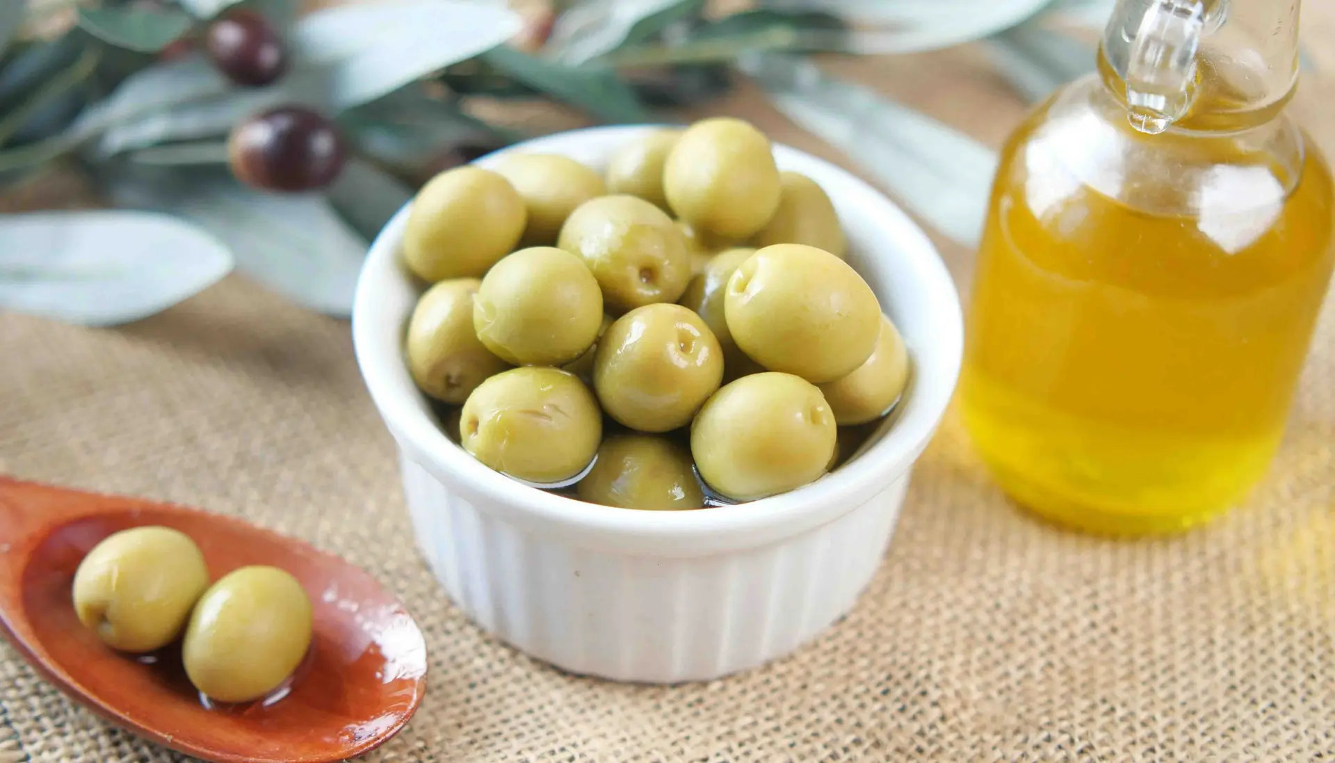 Negroni Cocktail And Food Pairings: Ideal Small Bites To Complement Its Flavour -  Image 6 