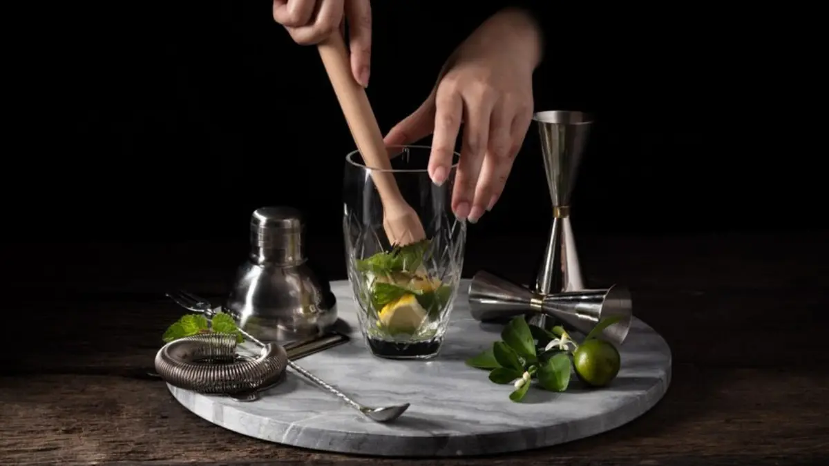Essential Muddling Tips To Enhance The Flavour Profile Of Your Cocktails - Image 4