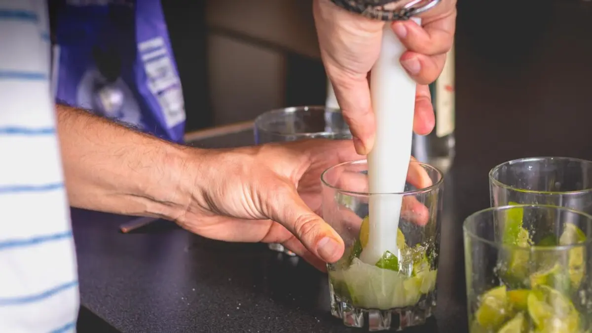 Essential Muddling Tips To Enhance The Flavour Profile Of Your Cocktails - Image 5 