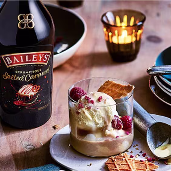 Espresso Martini de caramelo salado con Baileys