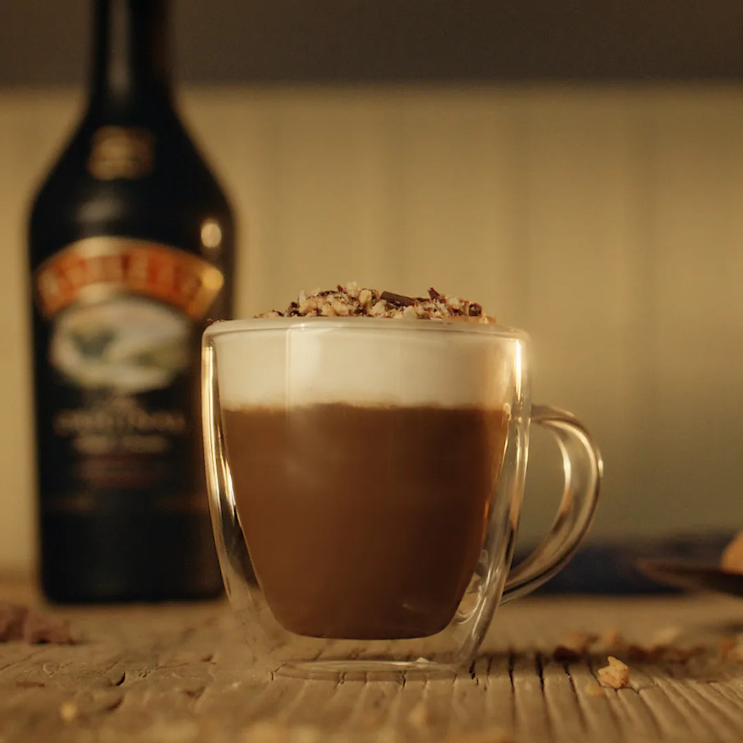 Chocolate caliente con Baileys