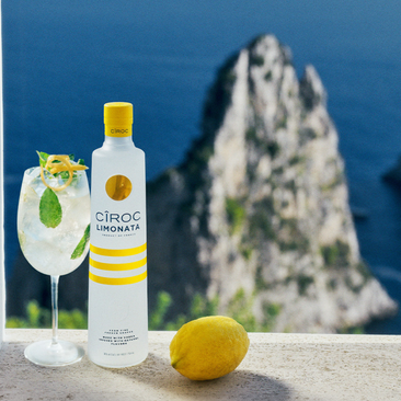 Limonata Spritz cocktail 