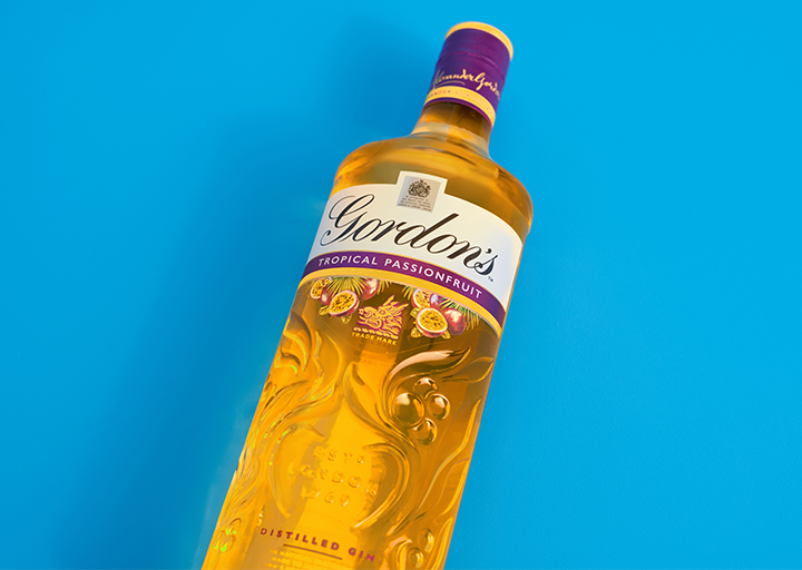Gordon's Passionfruit Tropical Bottle