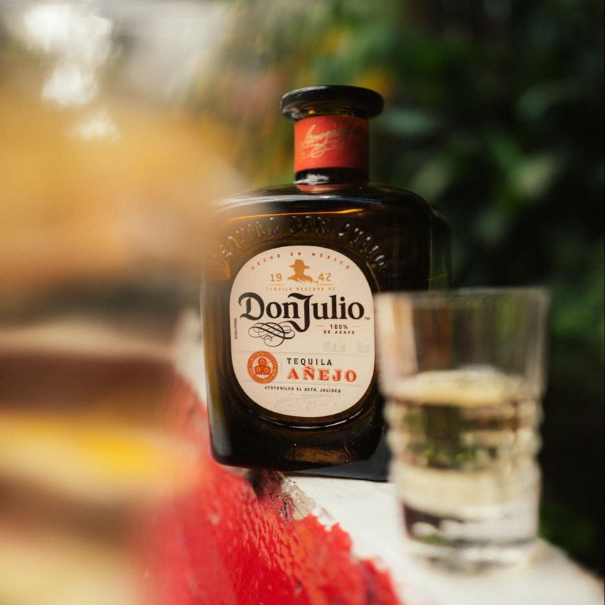 Botella de Don Julio Añejo
