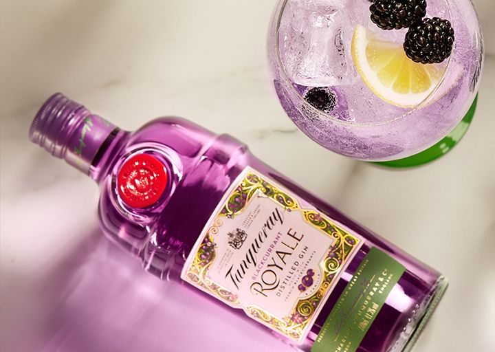 Tanqueray blackcurrant royale gift