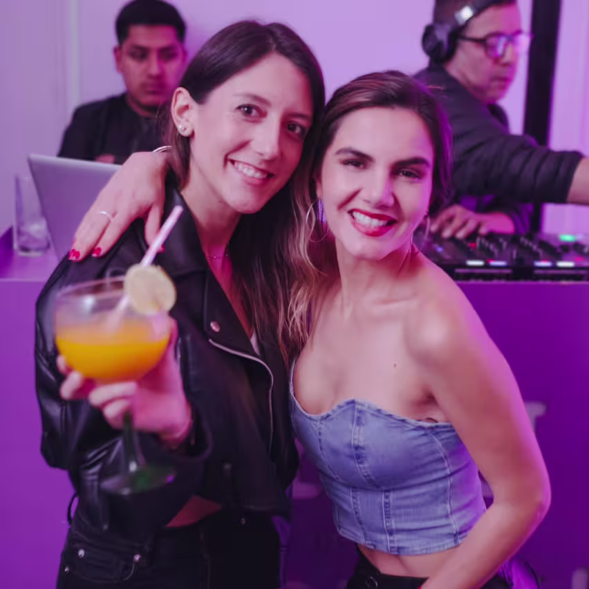 Baby Chic Bar