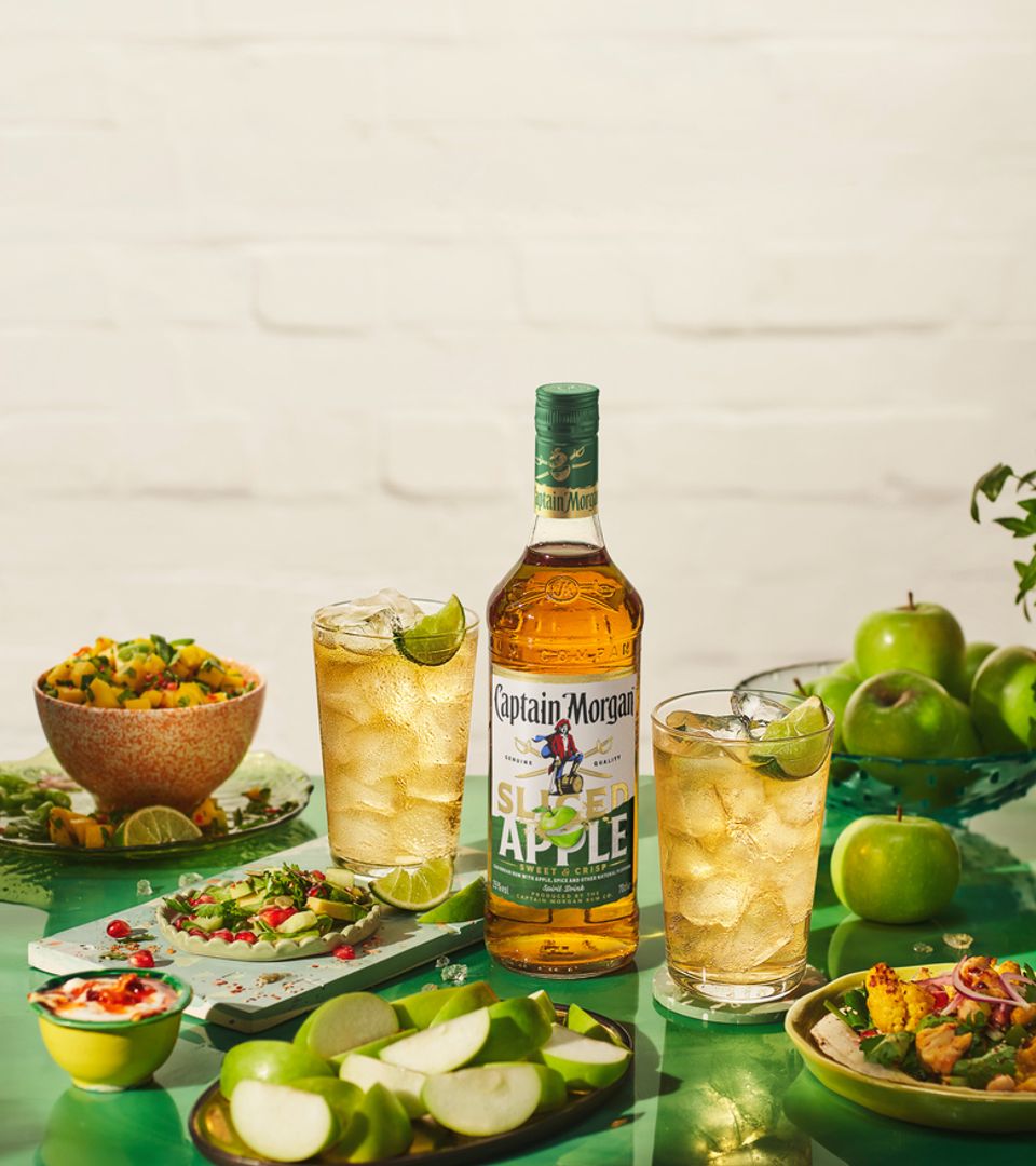 Captain Morgan White Mojito Serve