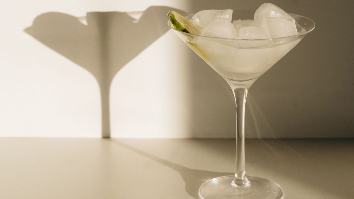 Fruity Margarita Cocktail: Why Summer Fruits Work So Well In This Classic Drink_HeroImage_AltText