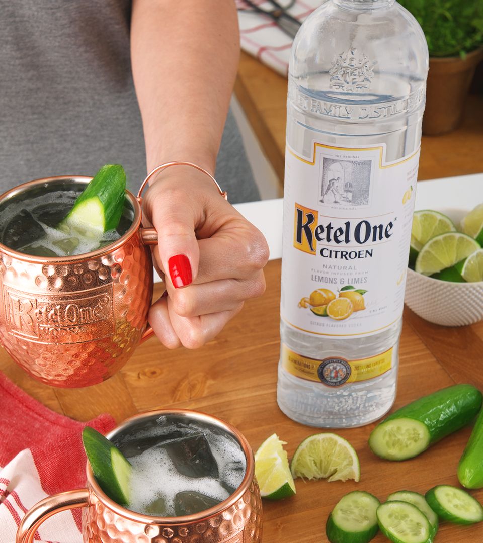  Ketel One Oranje Vodka, 70cl front Serve