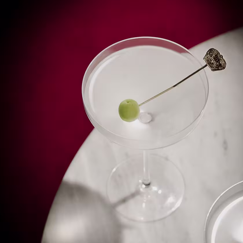 Smirnoff Dirty Martini Still 2