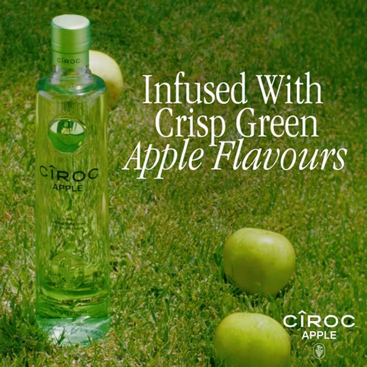 CÎROC Apple on grass with apples