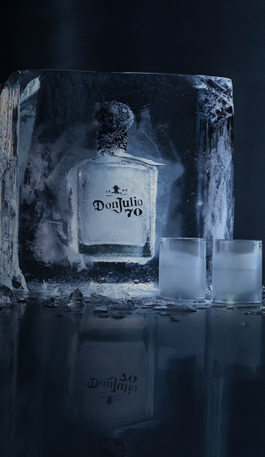 FRÍO POR FUERA, FUEGO POR DENTRO                         