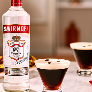 Un clásico con café, prepara un Espresso Martini