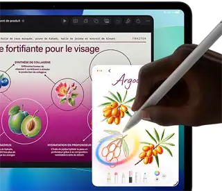 iPad Pro, écran sur la face avant arborant un arrière-plan dégradé bleu foncé et vert avec plusieurs apps en cours d’exécution, main tenant un Apple Pencil Pro qui entoure un croquis afin de montrer la fonctionnalité Apple Intelligence de baguette graphique