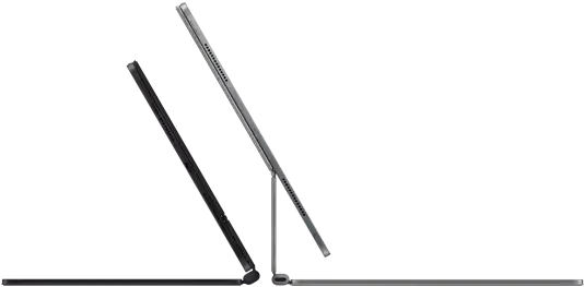 Deux iPad Pro fixés à un Magic Keyboard, vue latérale, profil mince, noir infini, avec haut-parleurs et port USB-C, appareil à moitié ouvert, argent, ouvert, appareil incliné vers l’arrière pour montrer le support en porte-à-faux du clavier, haut-parleurs et microphone