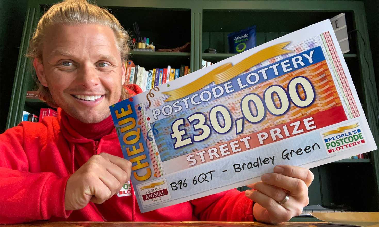 Jeff has £30,000 Street Prize cheques for two lucky winners in Bradley Green
