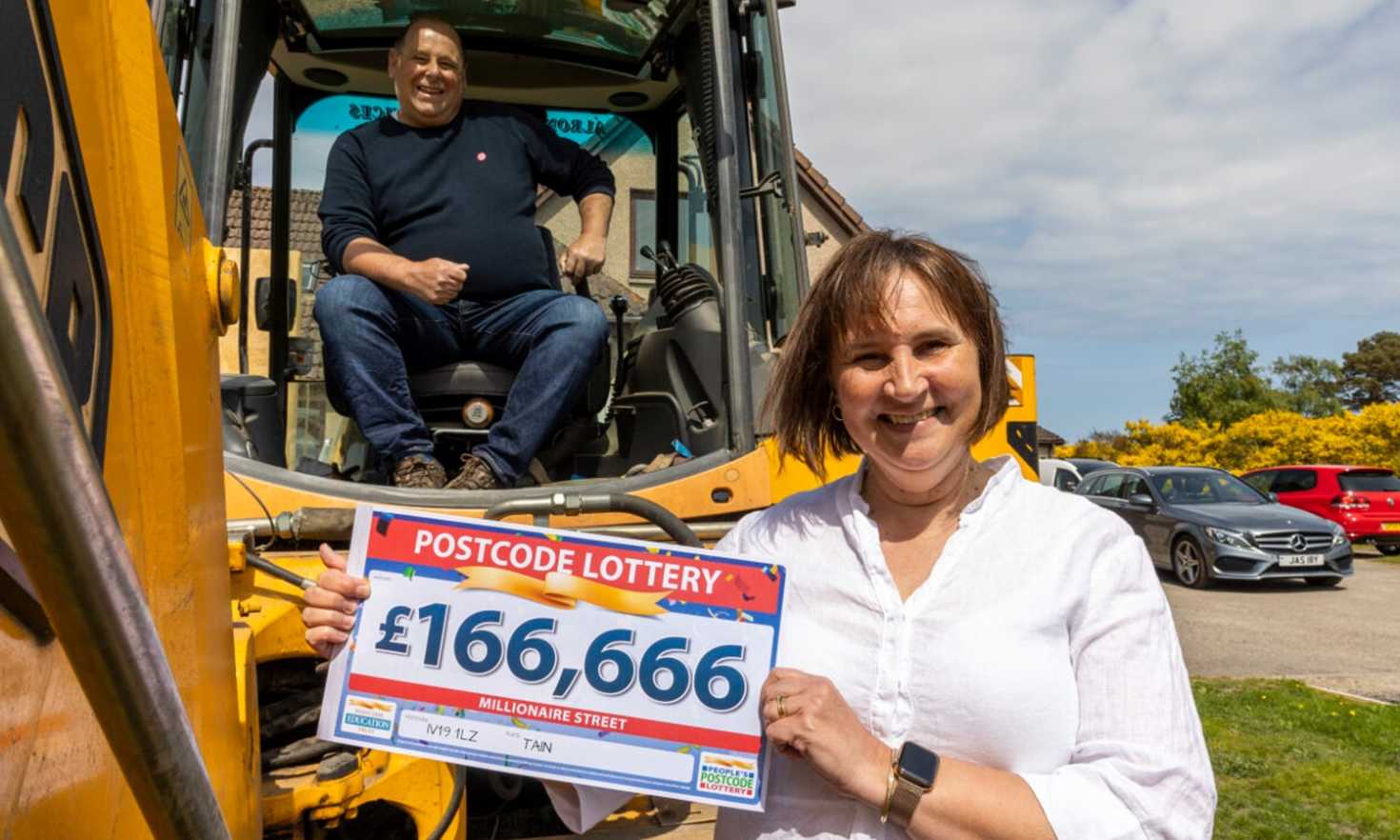 Angela and Gordon couldn't believe their luck when our Postcode Lottery team turned up at their front door