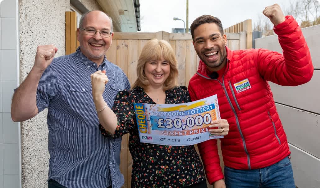 Justine and her husband Neil were in utter shock when Danyl revealed their £30,000 cheque