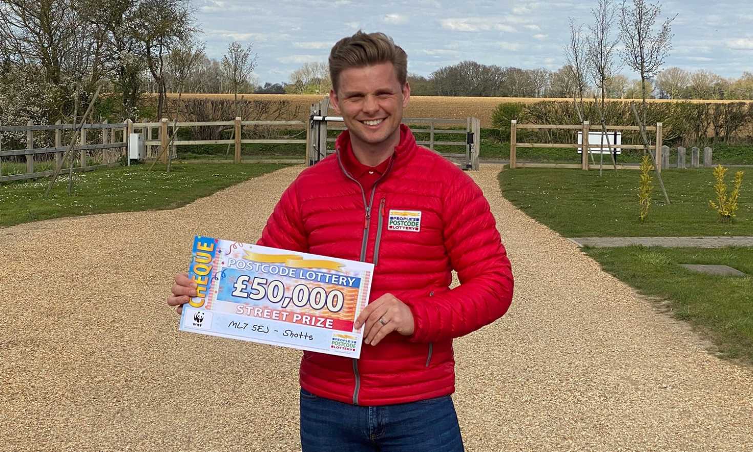 Street Prize Presenter Jeff Brazier reveals the winning postcode for our £50,000 Street Prize