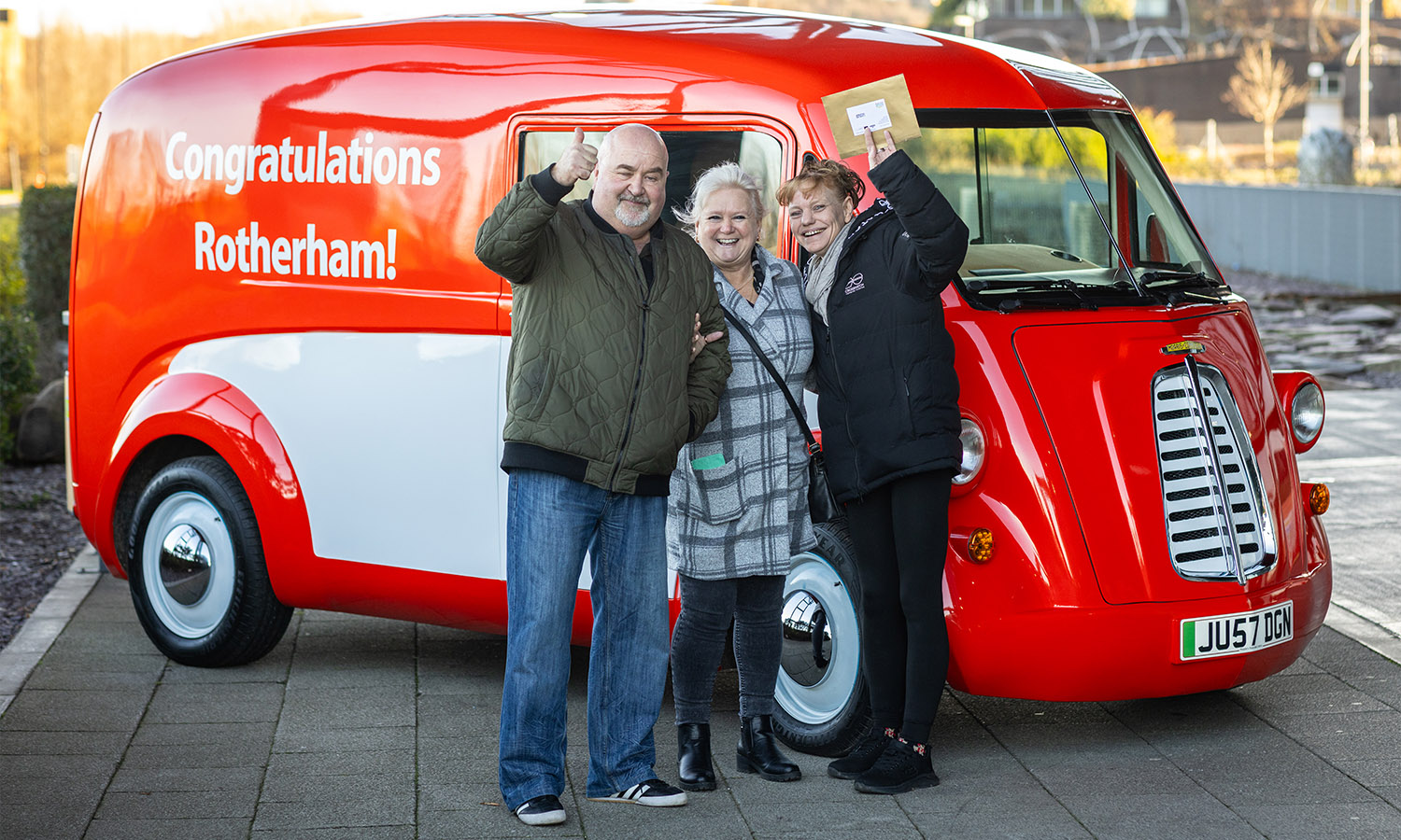 VANTASTIC: L-R, David, Dawn and Cheryl