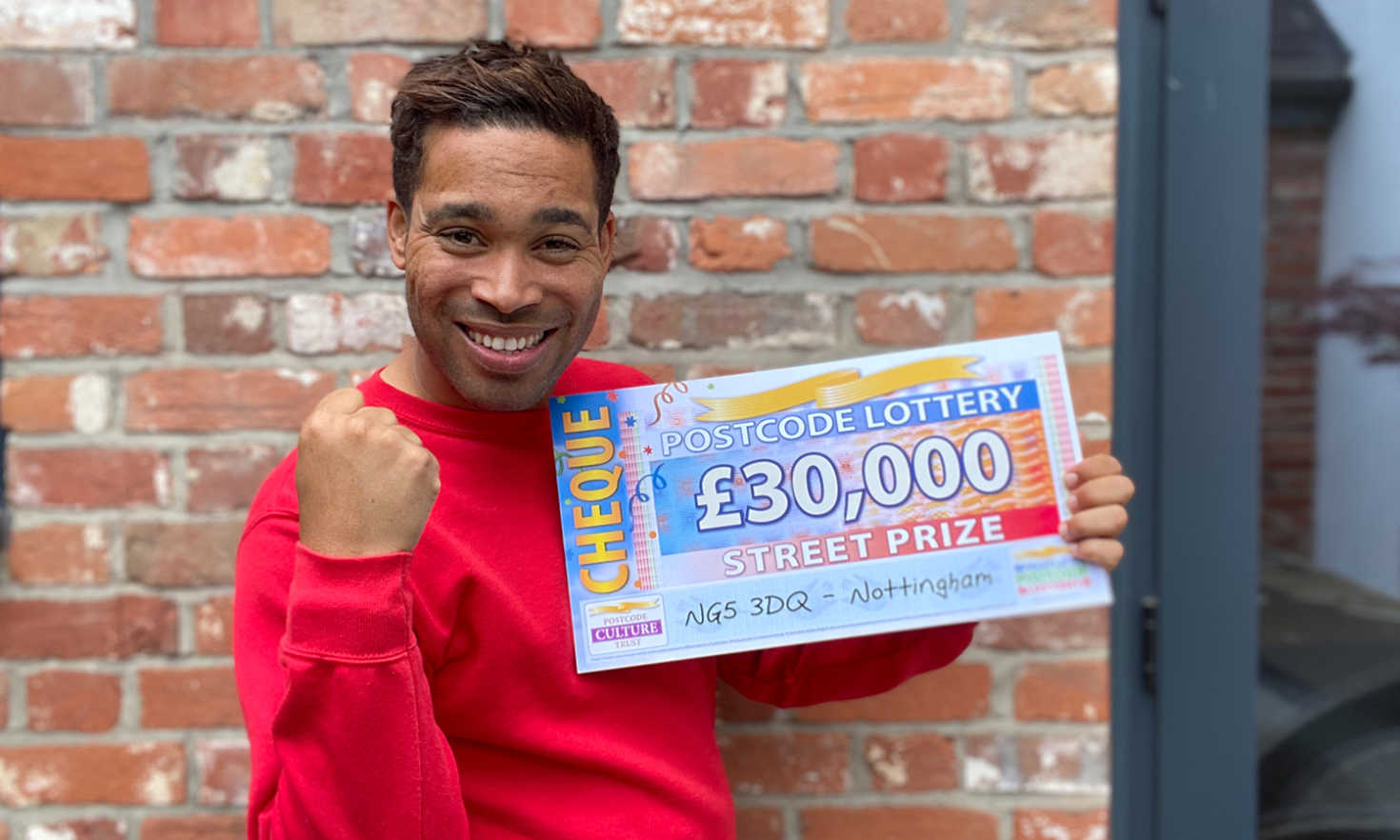 Danyl reveals a fantastic £30,000 Street Prize for each of our two winners in Nottingham