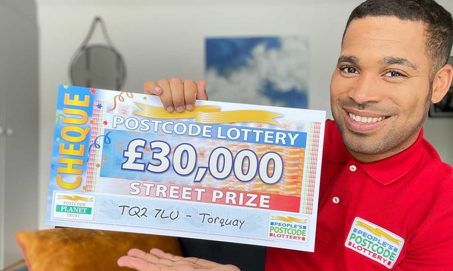 Today's £30,000 Street Prizes are heading to four lucky neighbours in Torquay