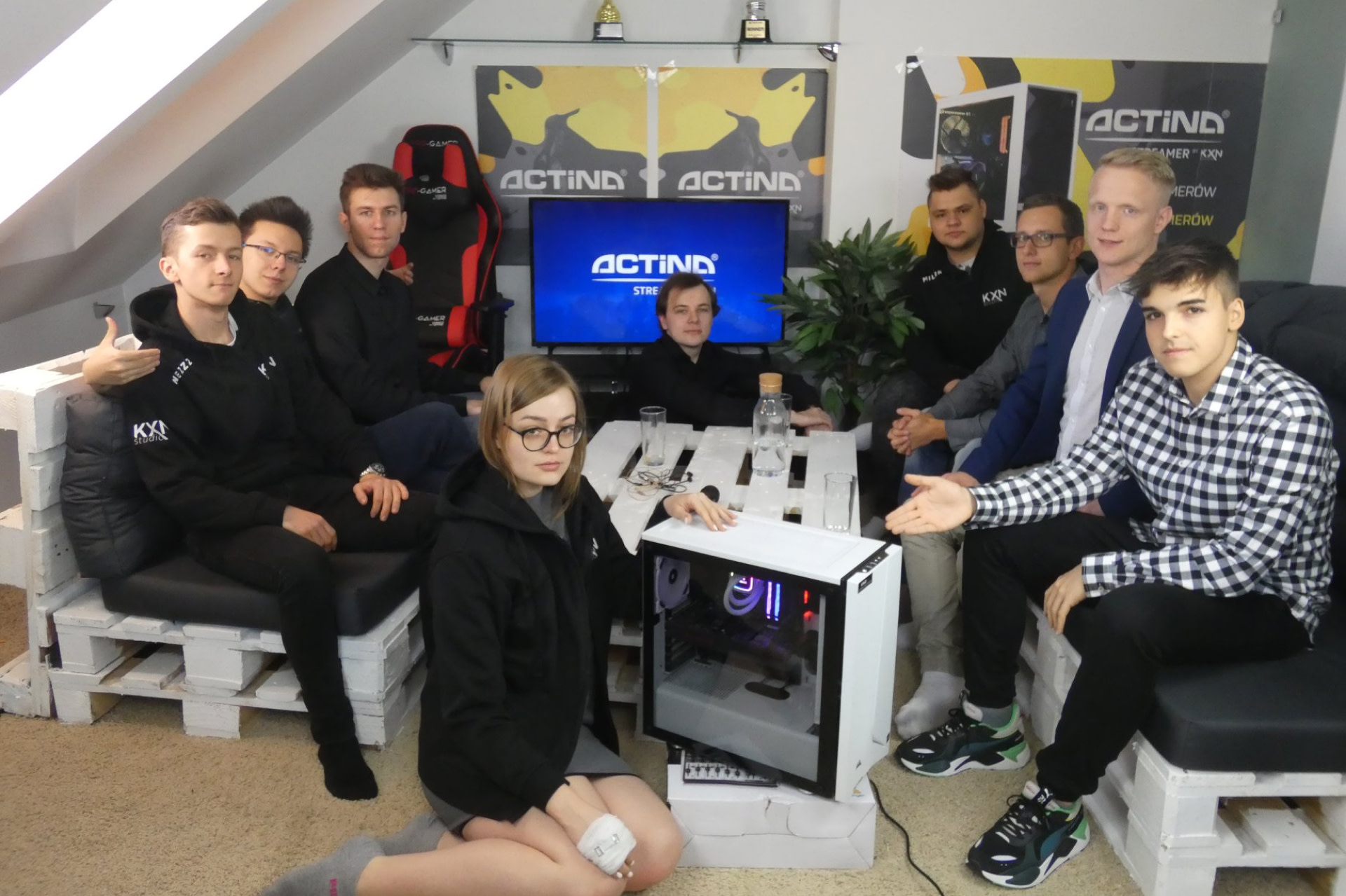 Production of DreamHack Masters Malmö 2019 Polish live event, from the Gamehub's in-house studio.