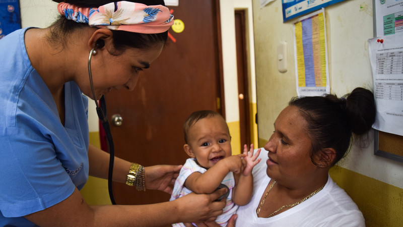 El Salvador-Blanca at clinic