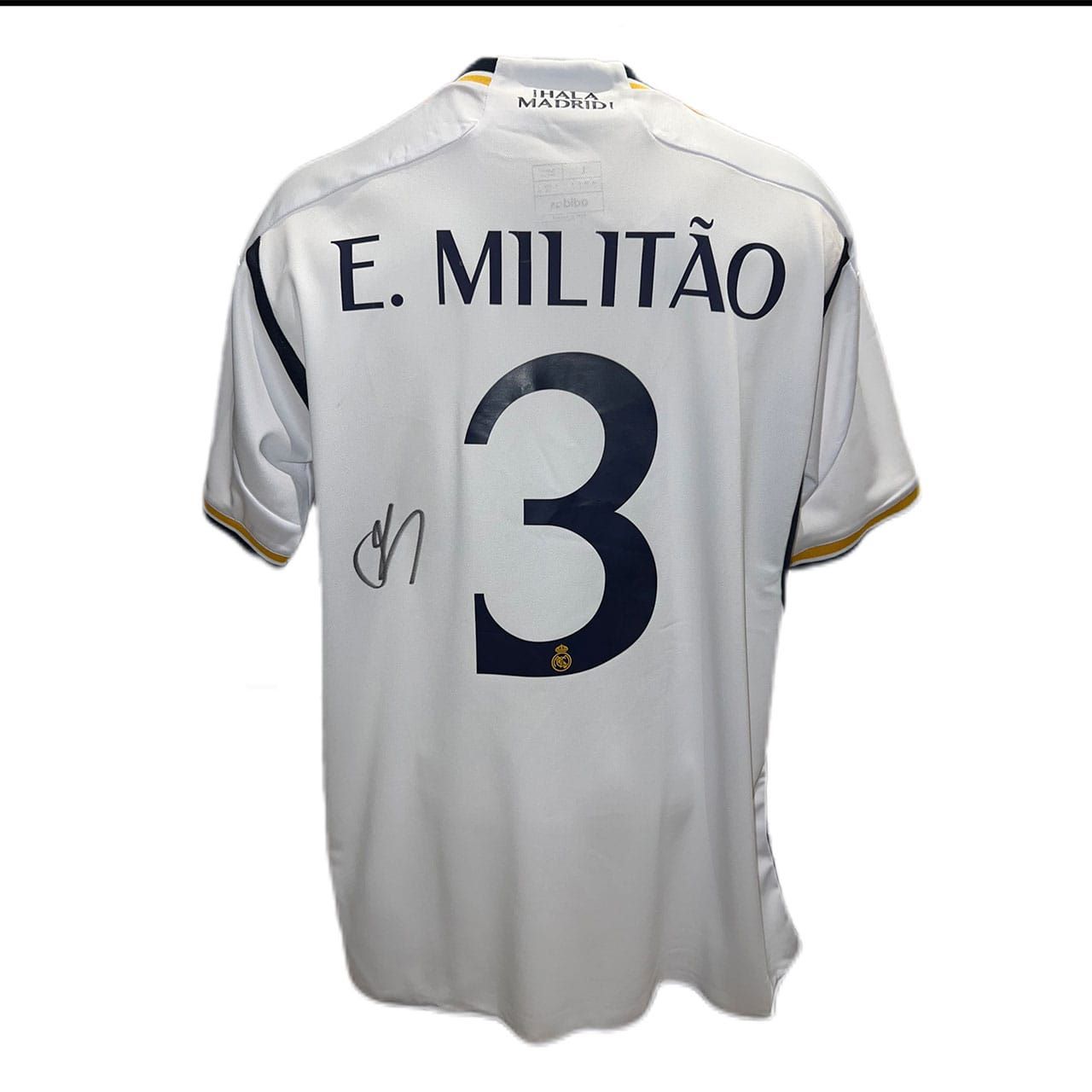 Éder Militão | MatchWornShirt