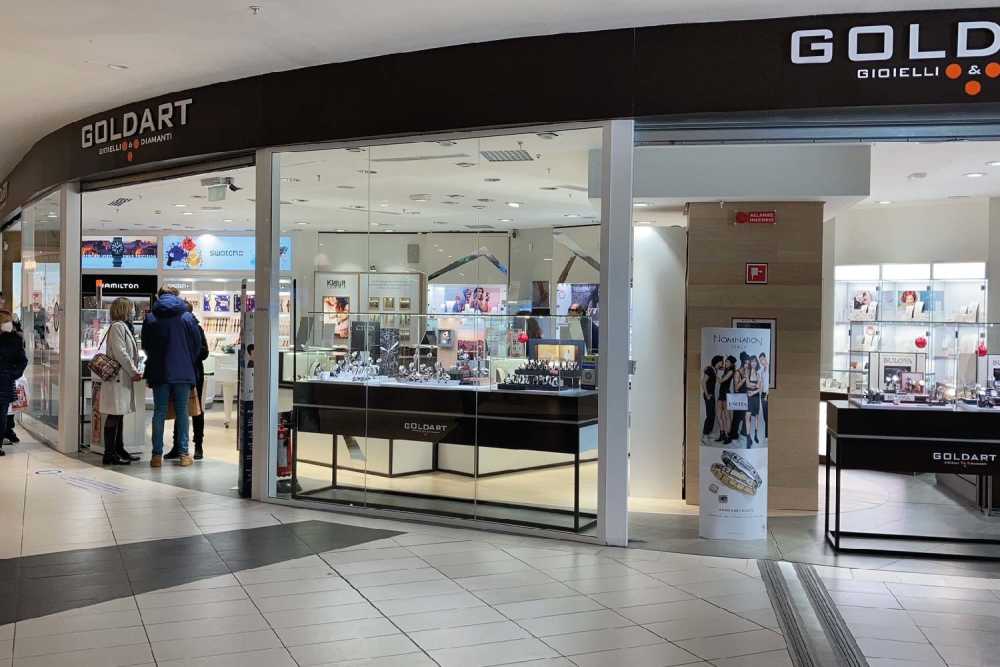 Tiare Shopping Goldart store