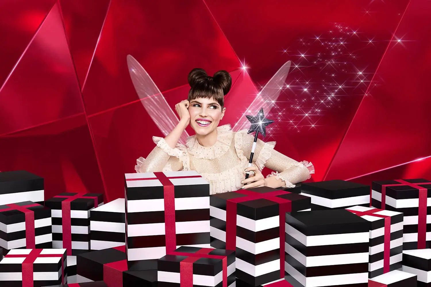 Conjunto de produtos de beleza Sephora, incluindo maquilhagem e cuidados de pele.