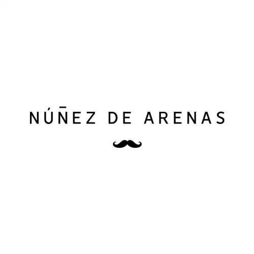 Elegancia masculina sin complicaciones. Descubre Núñez de Arenas: sastrería, sport y complementos con estilo actual y atención experta en Vigo.