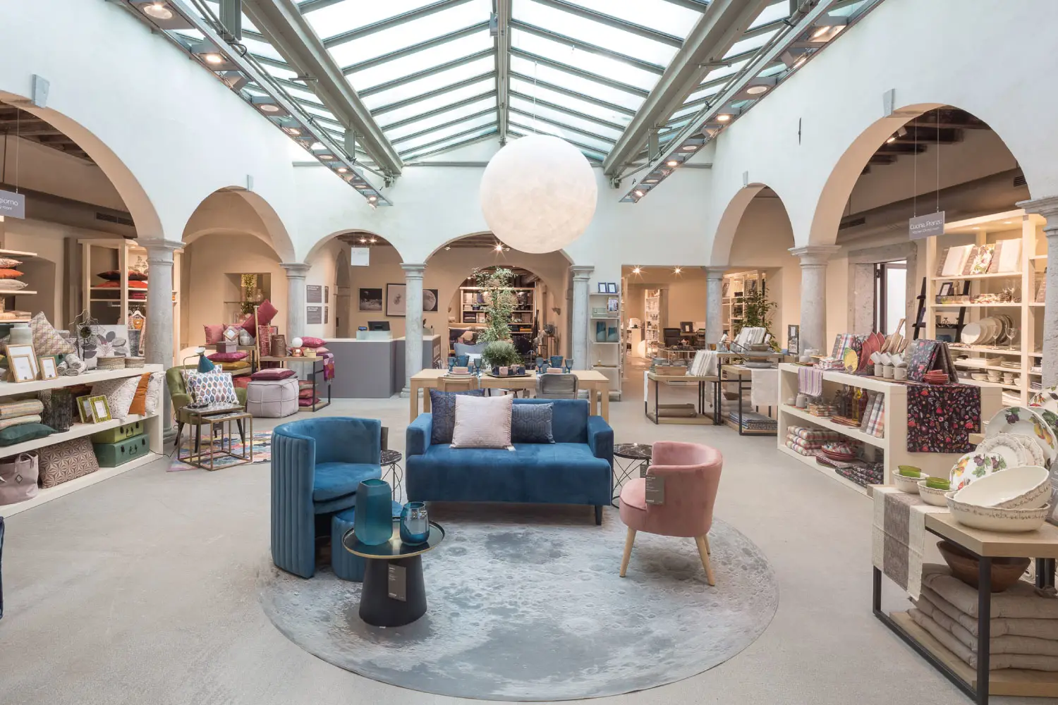 Tiare Shopping Coincasa store