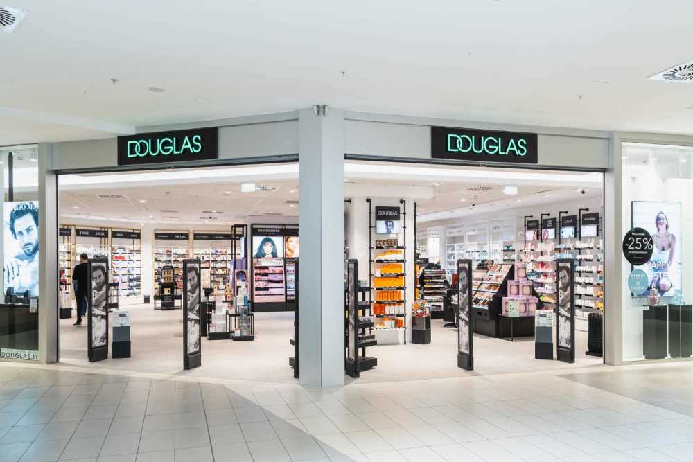 Tiare Shopping Shop Douglas foto store