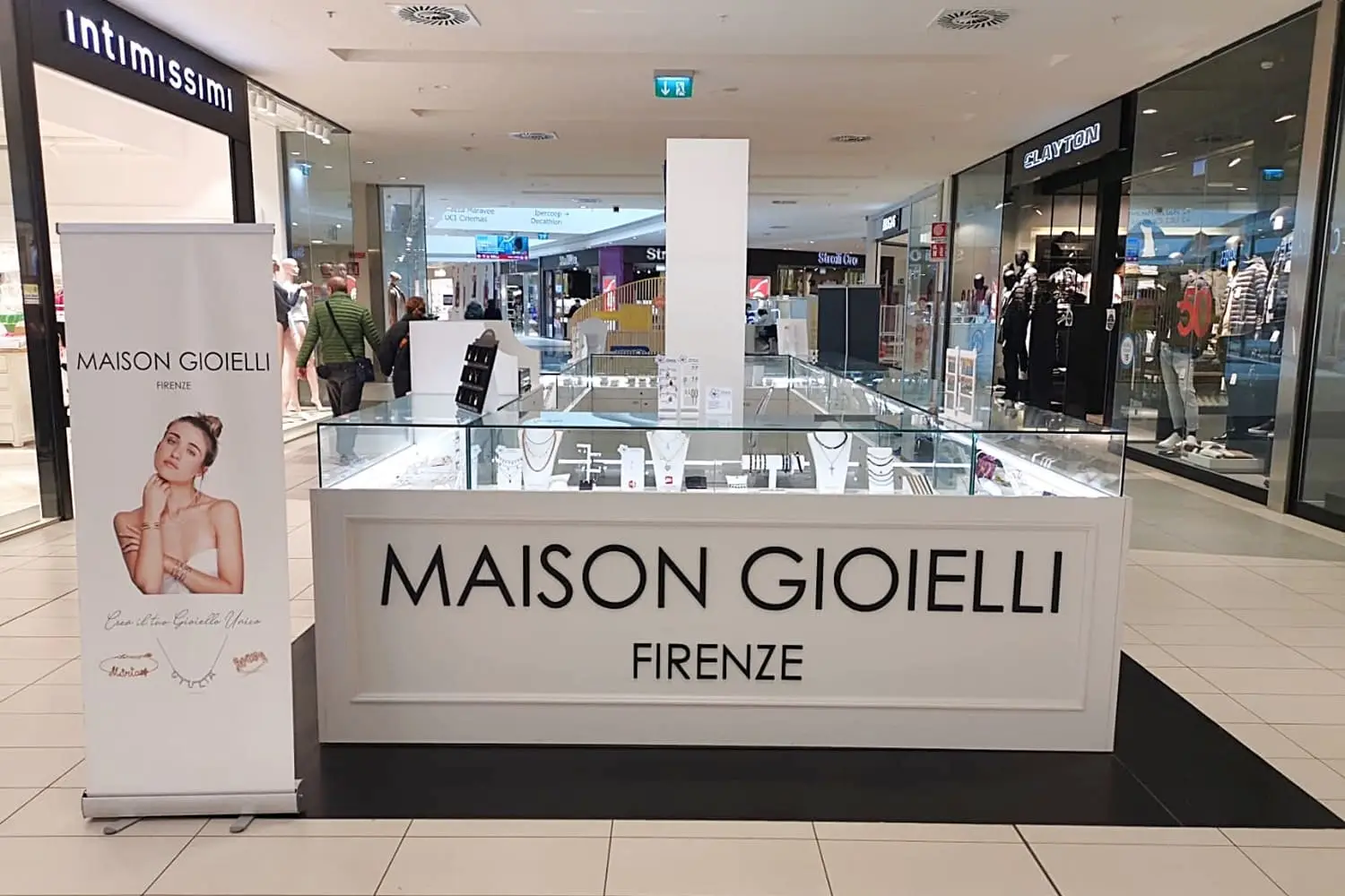 Tiare Shopping Maison Gioielli store
