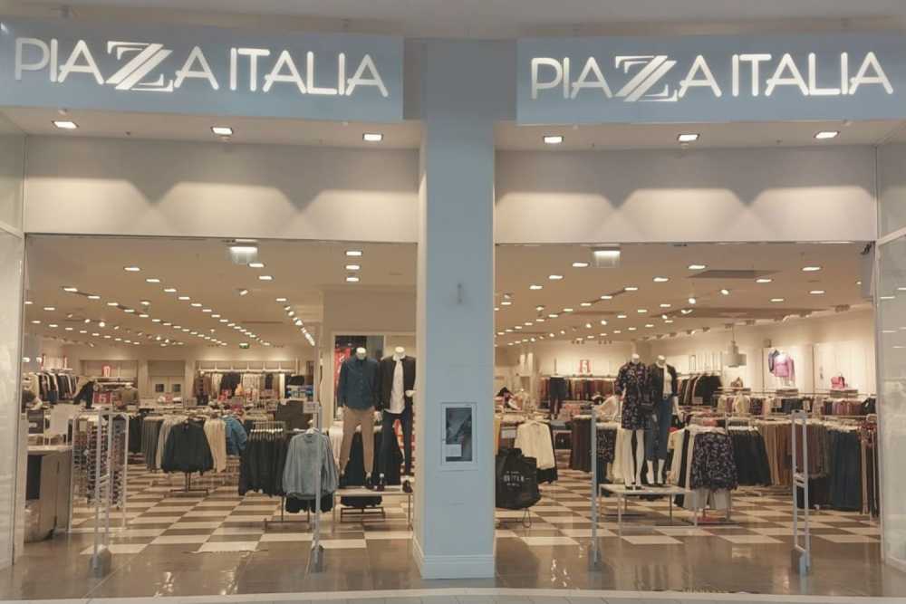 Tiare Shopping Piazza Italia store