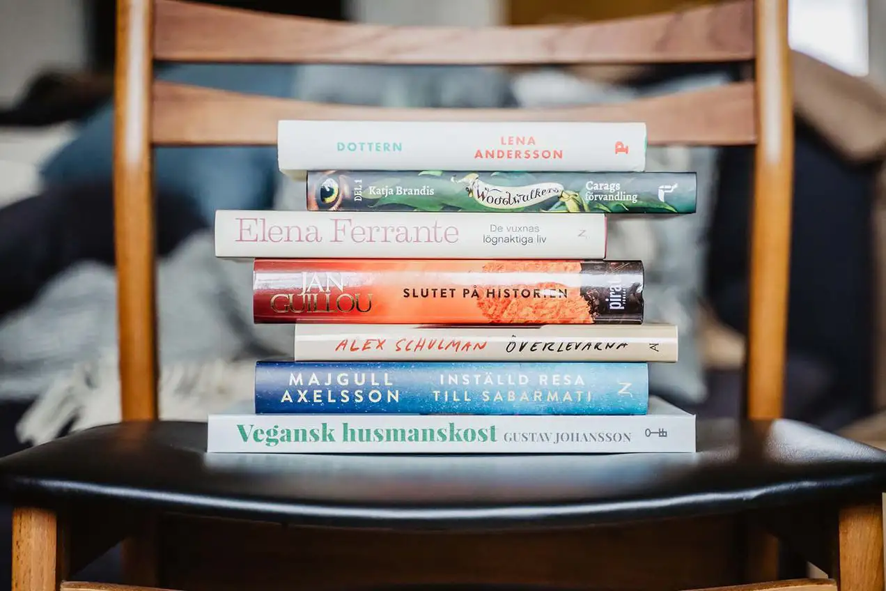 Akademibokhandeln cover image