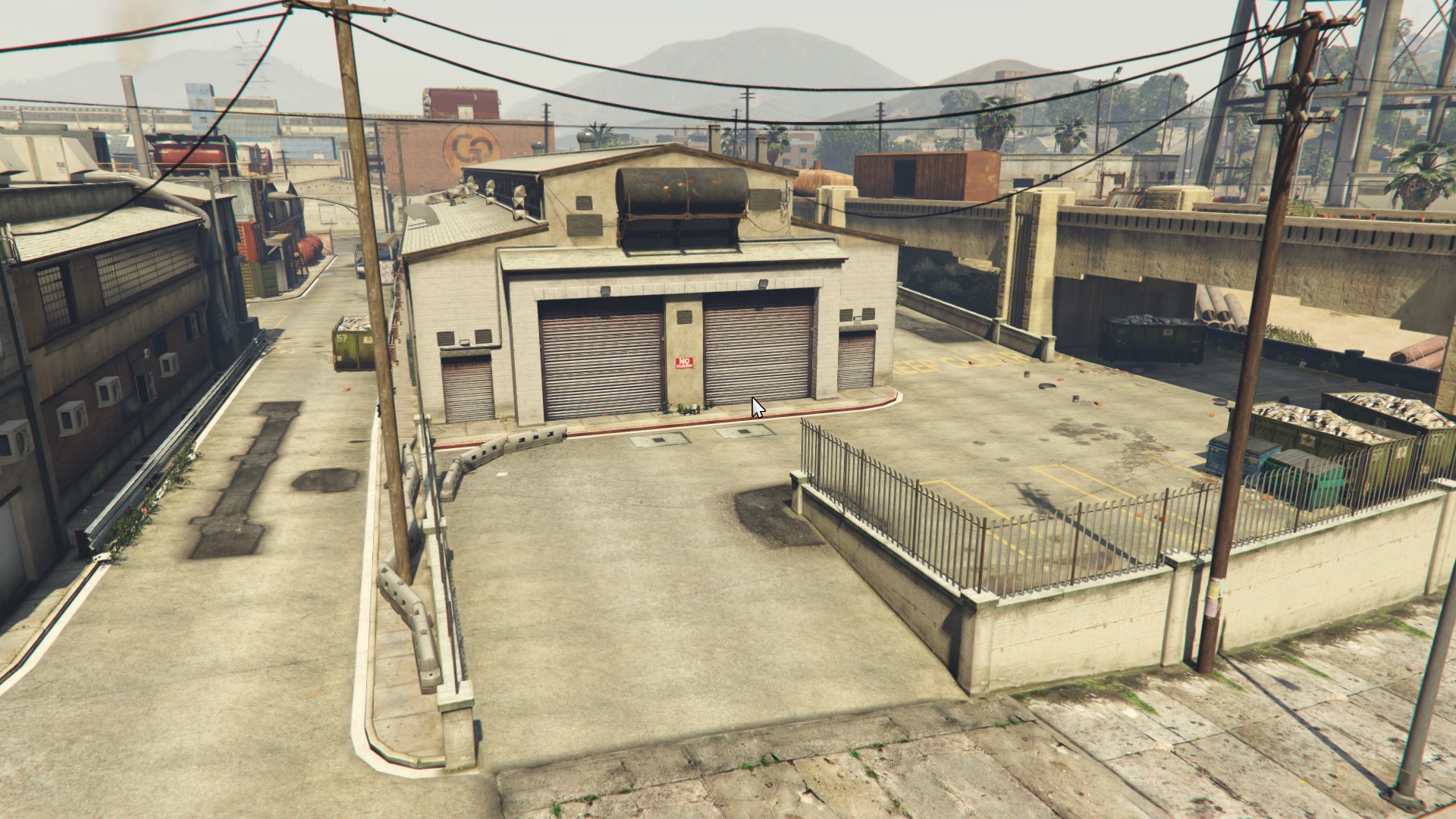 LSIA(West) - Vehicle Warehouse in GTA Online on the GTA 5 Map - GTA Boss