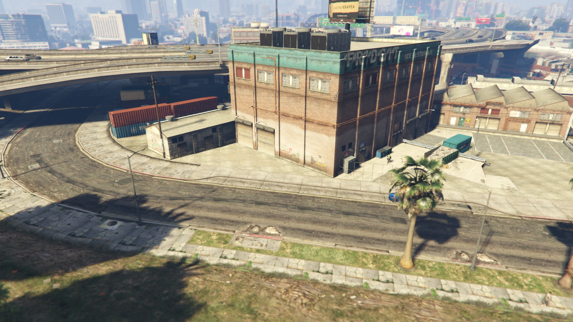 La Puerta - Vehicle Warehouse in GTA Online on the GTA 5 Map - GTA Boss