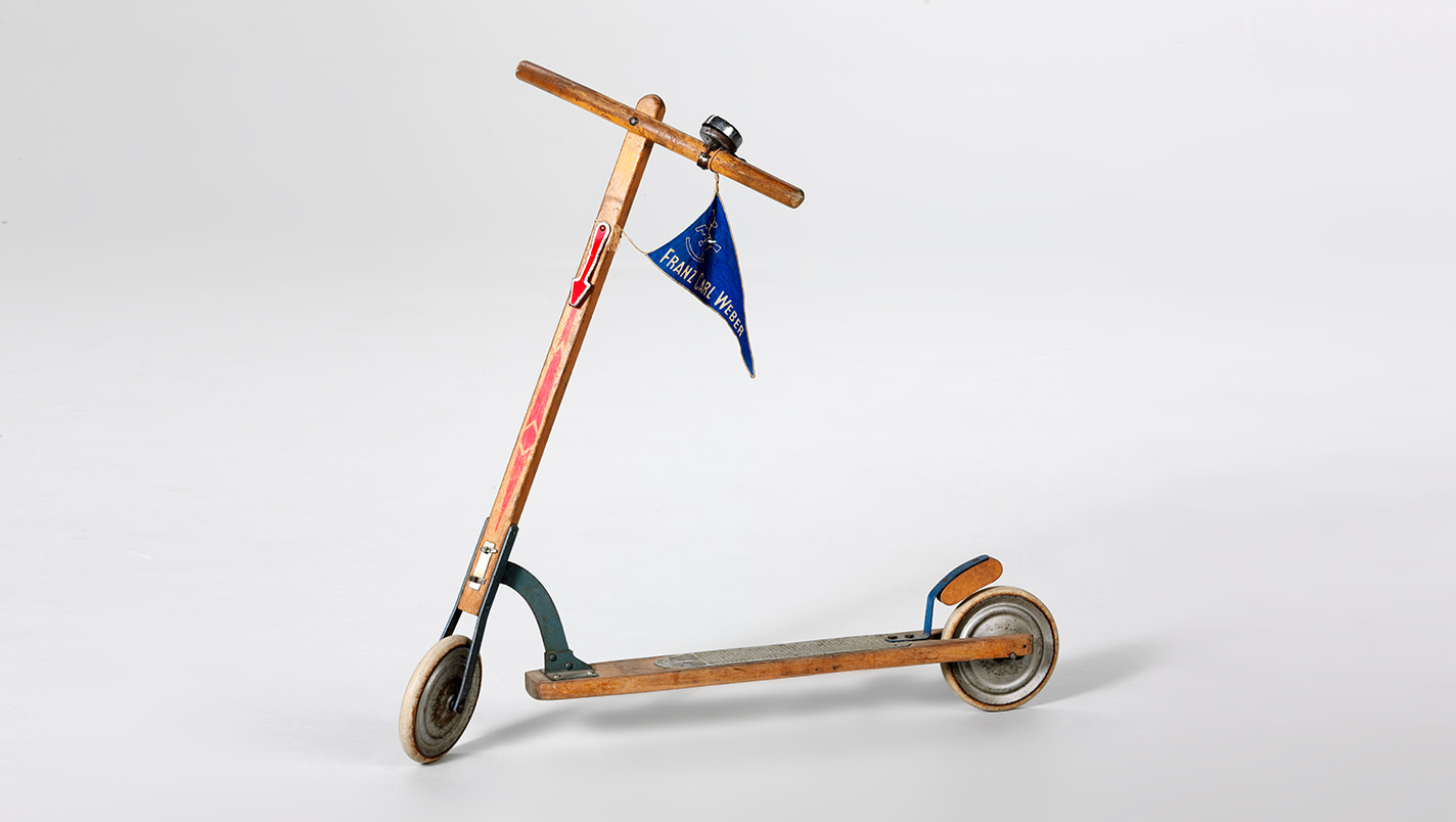Vintage children’s scooter by Wisa Gloria AG was manufactured between 1900 and 1950. (Swiss National Museum)