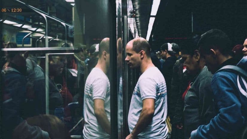 満員電車のストレスに共感して欲しい 人混みが嫌いな理由 Needy 心の病みに寄り添う