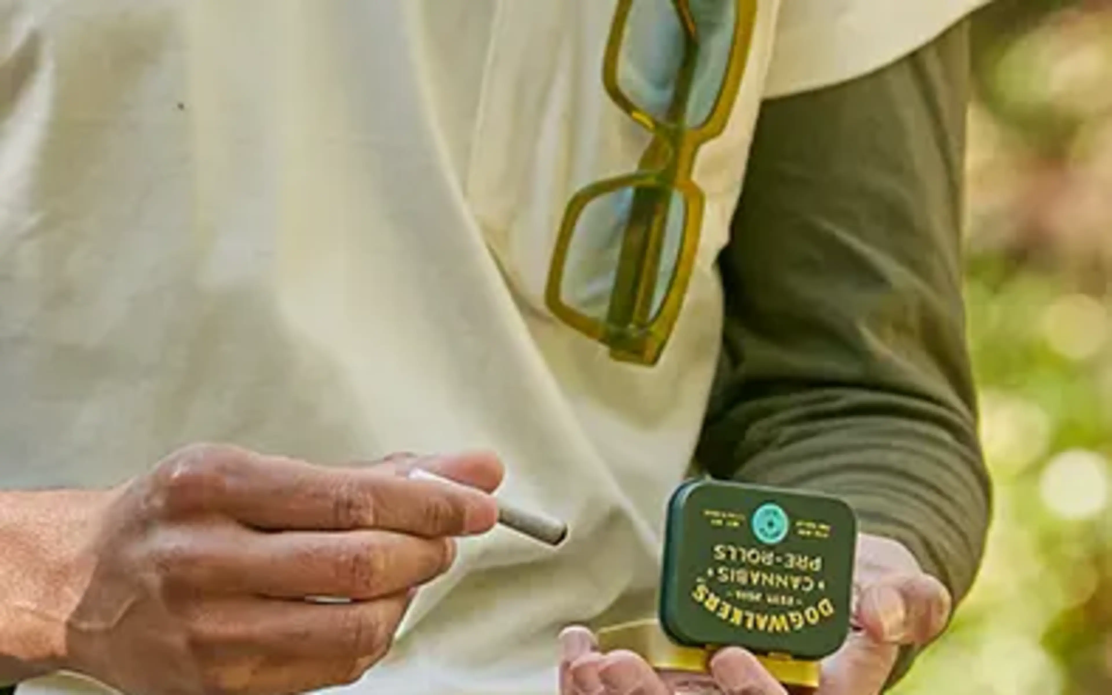 Pre-Rolls vs. Flower: Buyer’s Guide