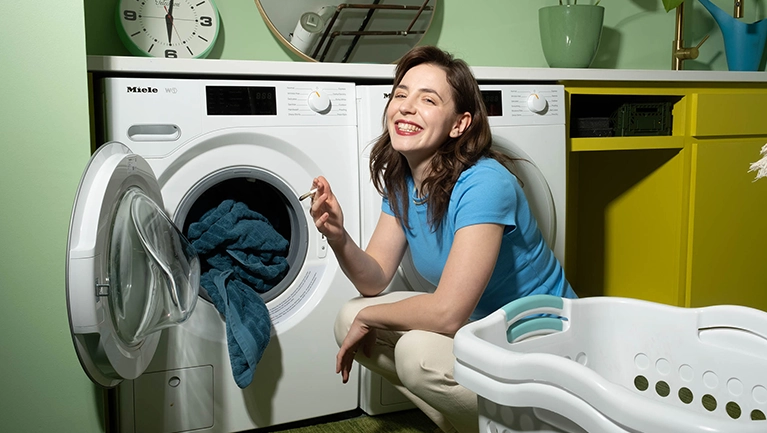 Spring Clean Clearance_C-02-HeroContent-Mobile_V001.webp