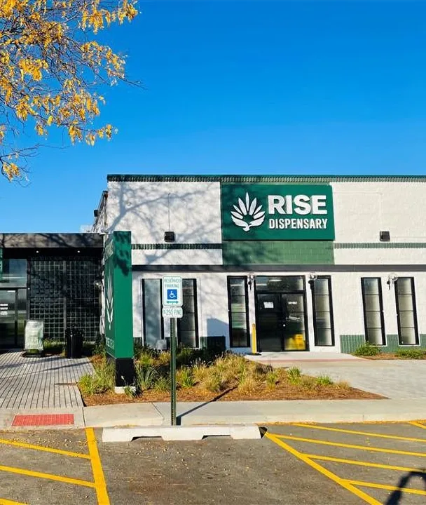 Rise Recreational Dispensary Lake In The Hills RISE Lake in the Hills Cannabis Dispensary | Shop Online