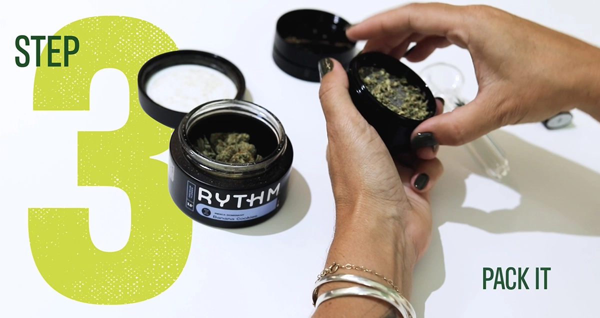 How-to-pack-bowl-of-marijuana-step-03