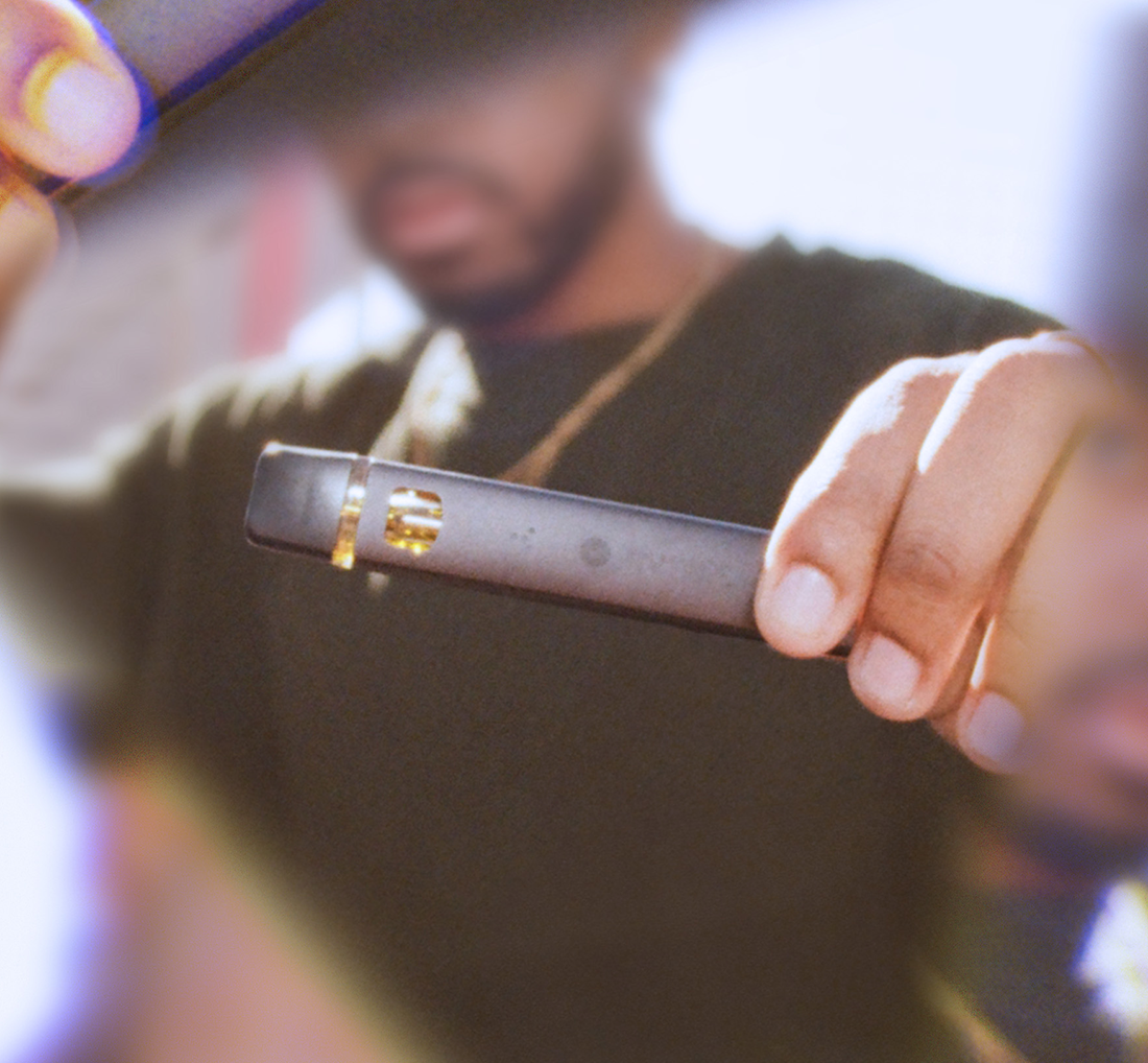 RYT-LDV-Lifestyle-Image-Desktop-C11C