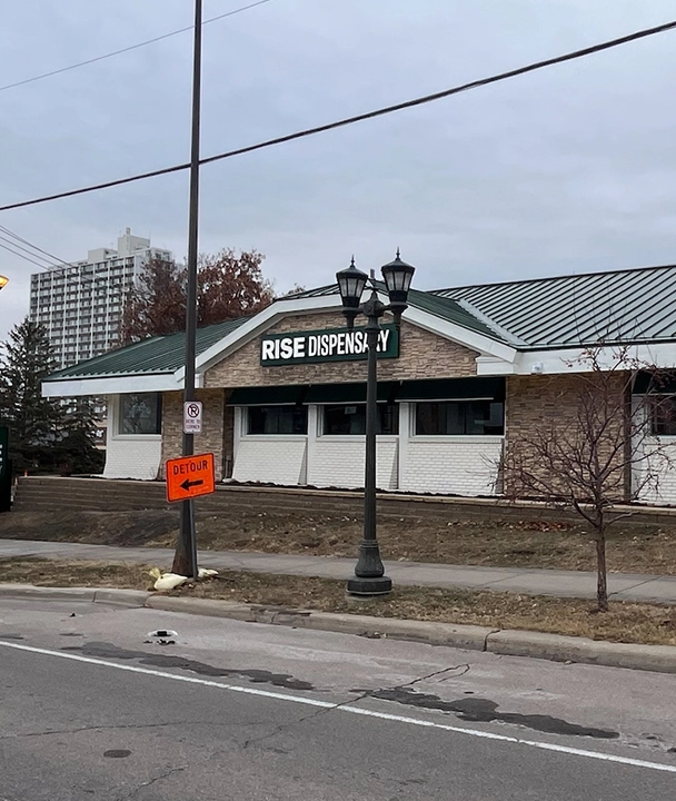 Rise Medical Cannabis Dispensary Saint Paul RISE St. Paul Dispensary | Medical Cannabis Near You
