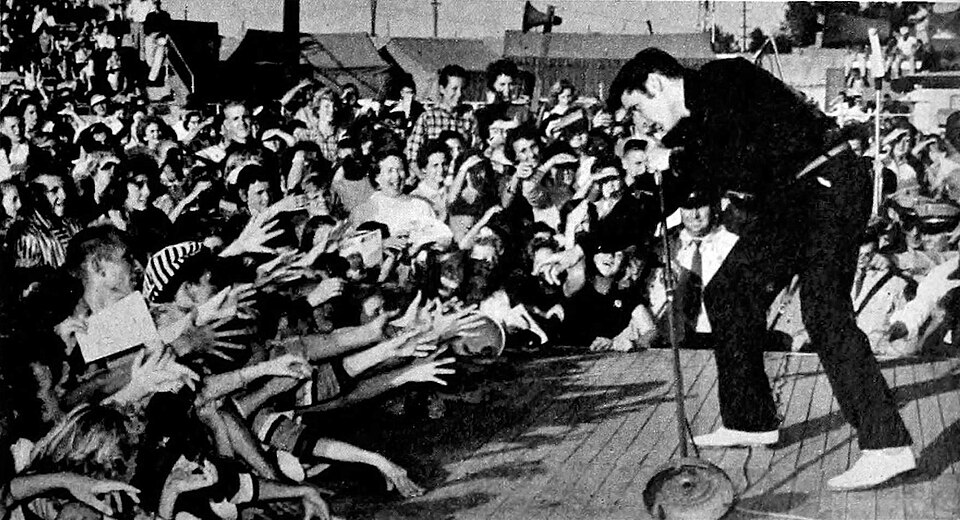 Elvis Presley Performing